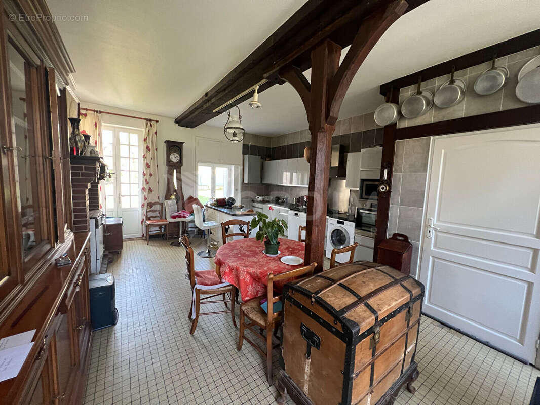 Maison à NOGENT-SUR-VERNISSON