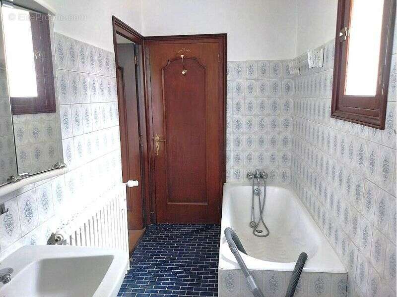 Appartement à BAGNERES-DE-LUCHON