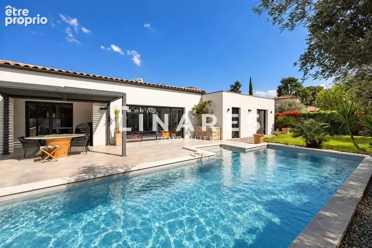 SÉRÉNITÉ - Villa T5 de 153m2 - Piscine - Garage de 34m2 - Terrain de 1000m2 - 13011 LES CAMOINS - photo 16