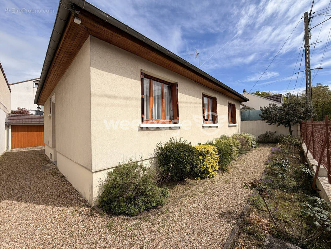 Maison à ACHERES