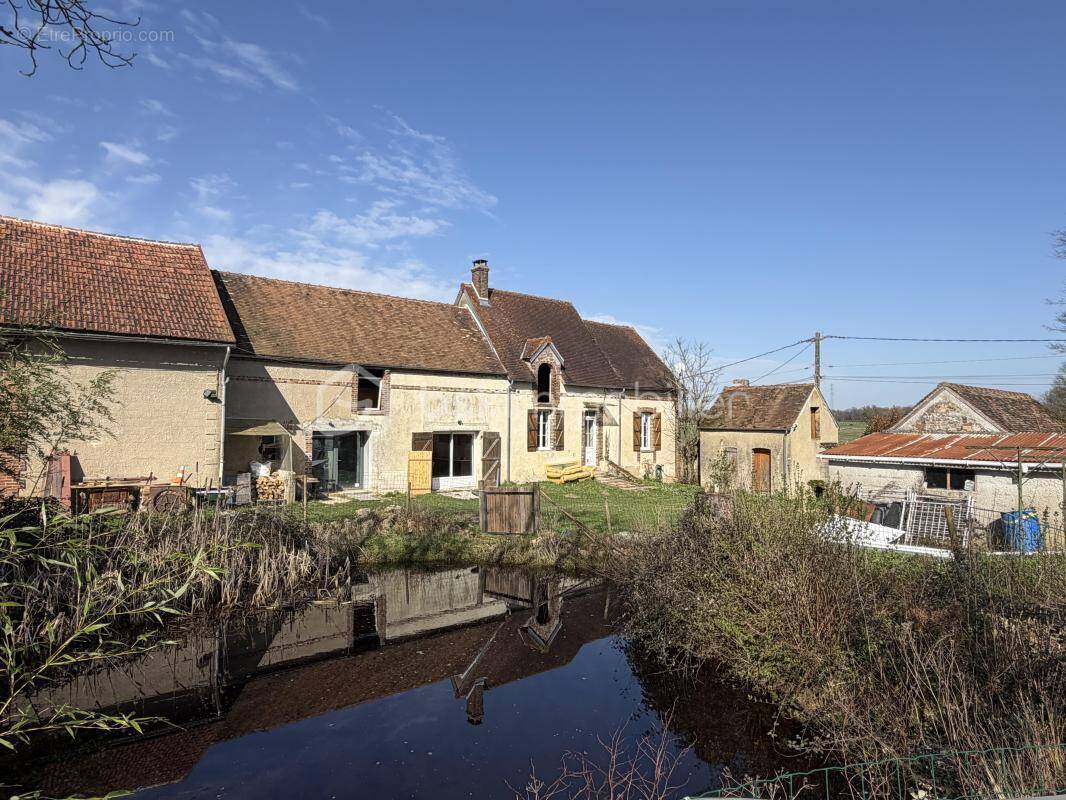 Maison à PIFFONDS