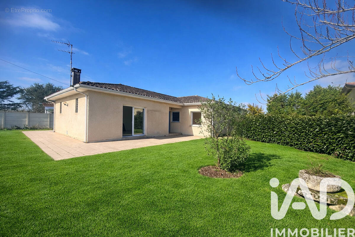 Photo 1 - Maison à IZON
