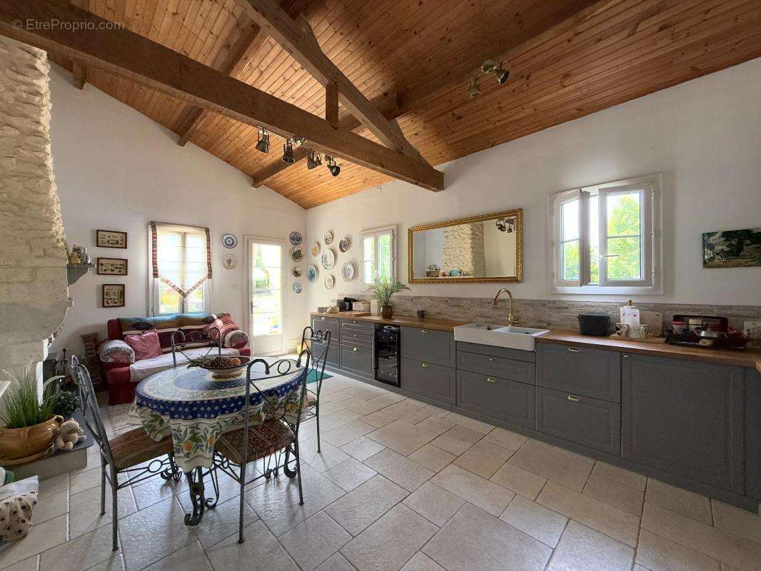 Maison à SAINT-ROMAIN