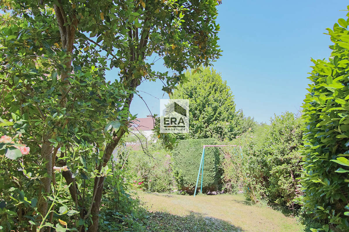 Maison à VILLEJUIF