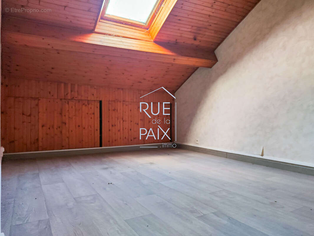 Appartement à DISSAY