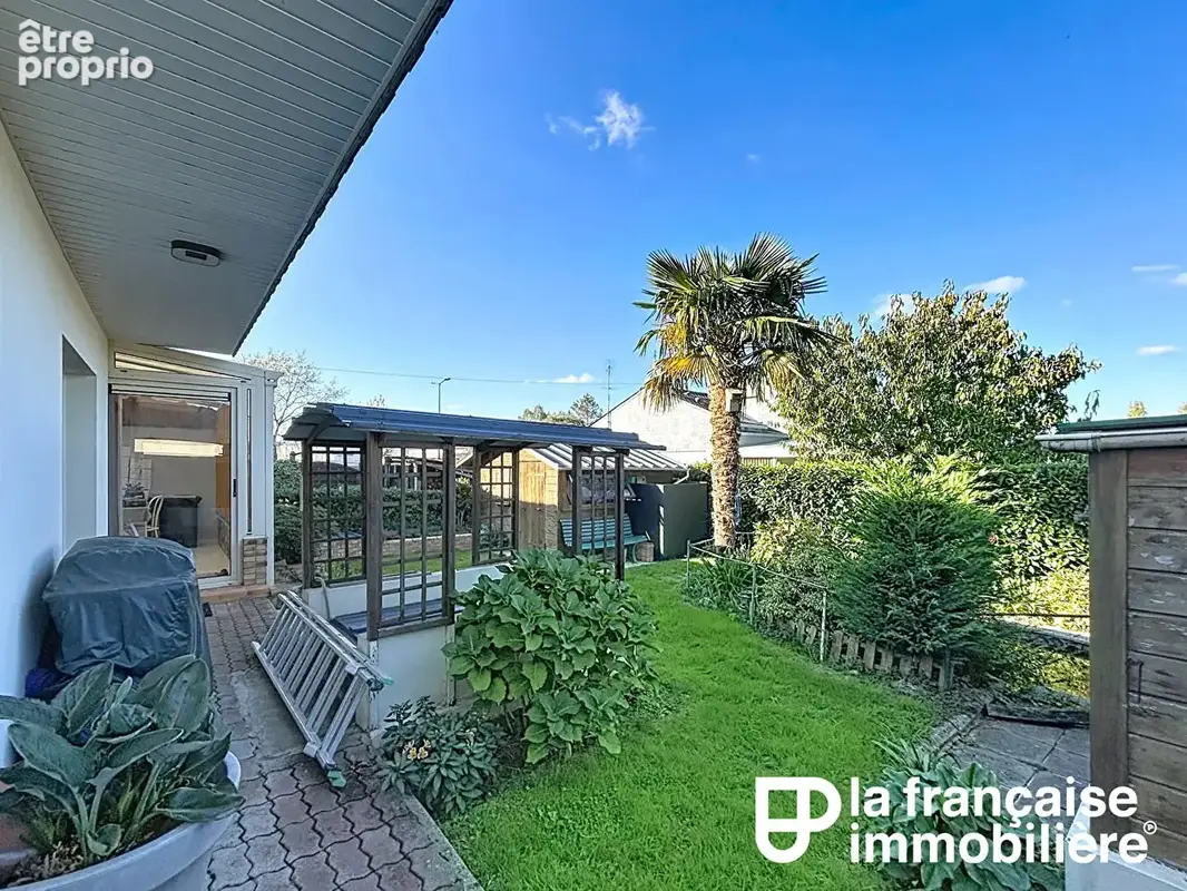 Maison familiale bien entretenue avec jardin, véranda et garage - photo 2