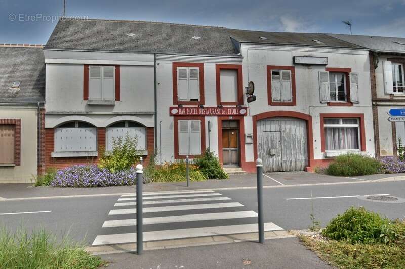 Maison à LA BAZOCHE-GOUET