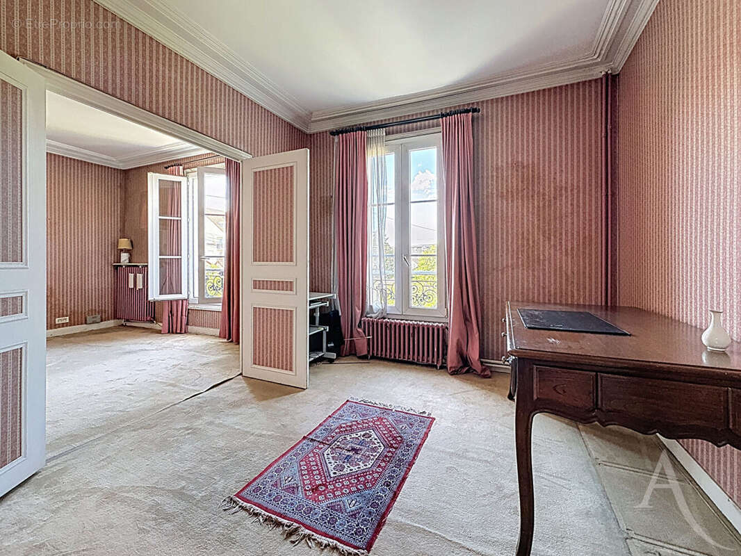 Maison à MANTES-LA-JOLIE