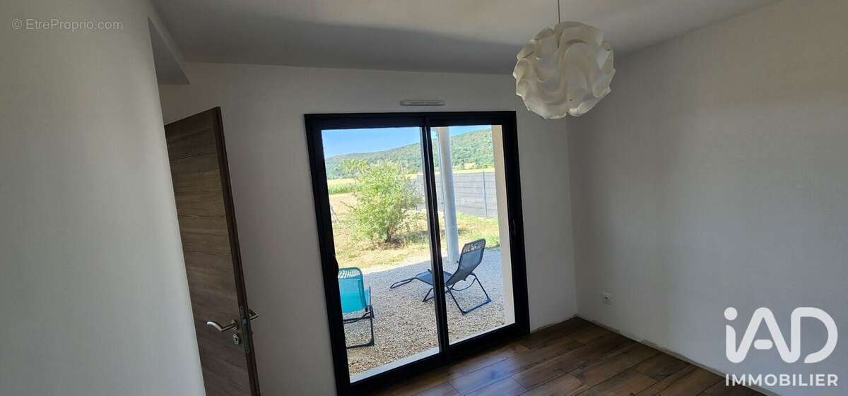 Maison 140 m² à Breres  - photo 8
