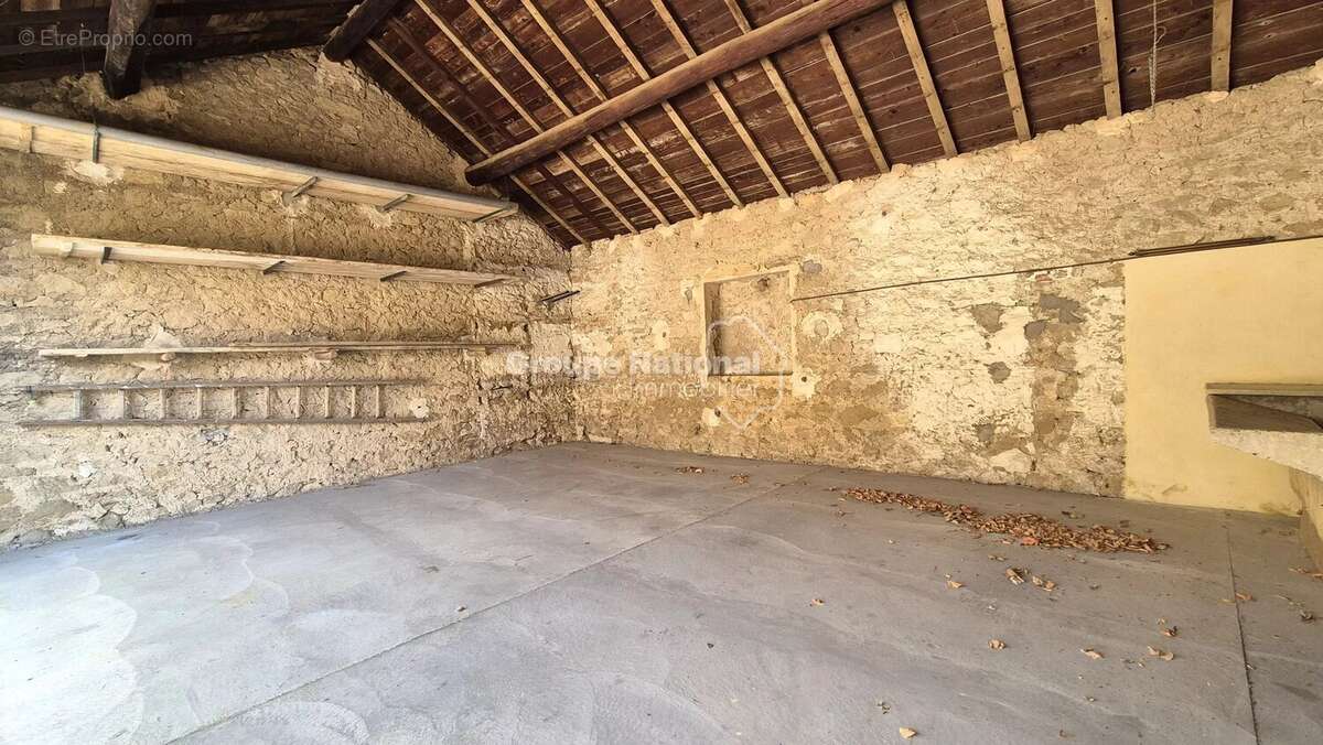 Beaumes de venise mas de caractere sur 2893 m² de terrain - photo 18