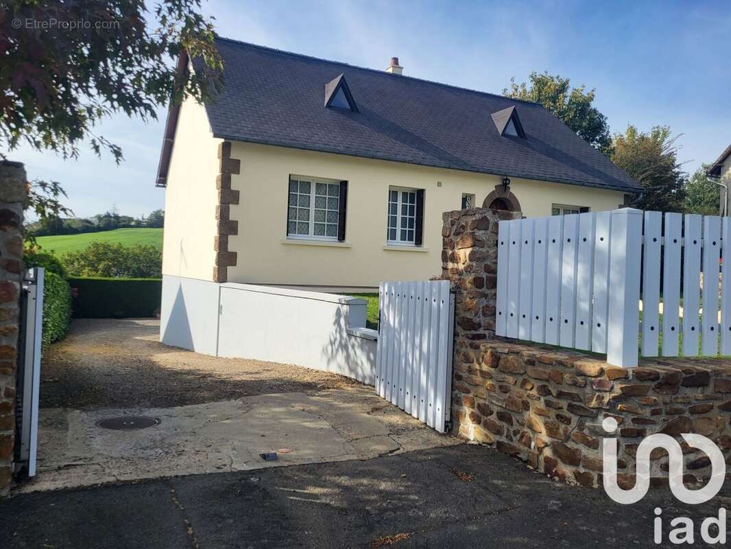 Photo 2 - Maison à SILLE-LE-GUILLAUME