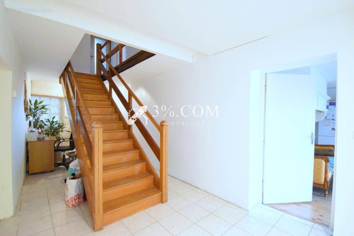 Maison à VANNES-LE-CHATEL