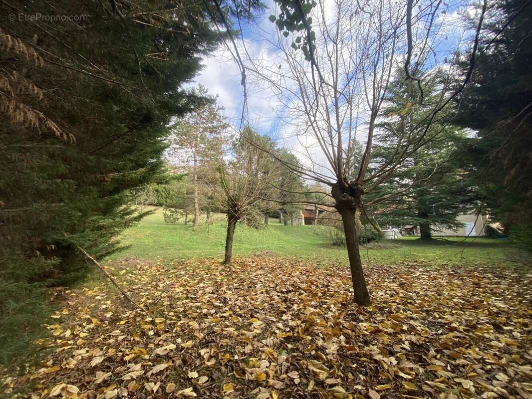 Maison à SAINT-LATTIER