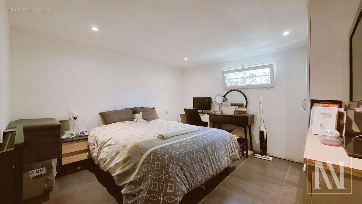 Maison de plain-pied avec sous-sol semi-aménagé   Emplacement recherché, proche de toutes commodités - photo 13