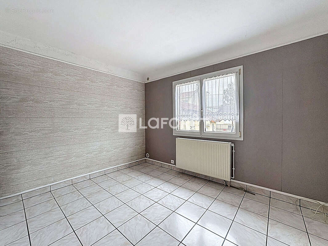 Maison à BONNEUIL-SUR-MARNE