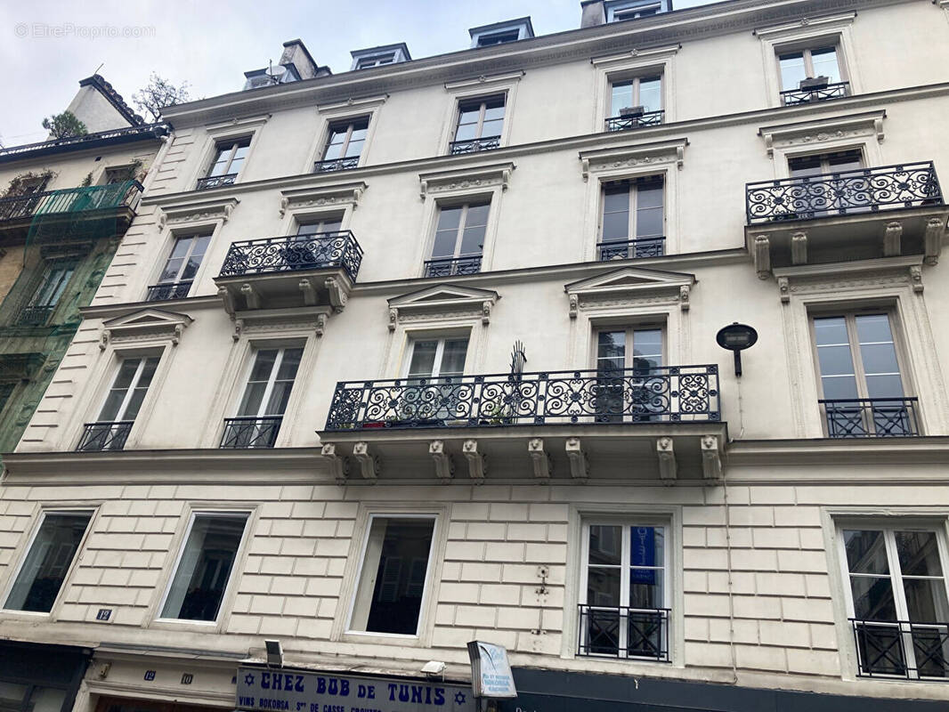 Appartement à PARIS-9E