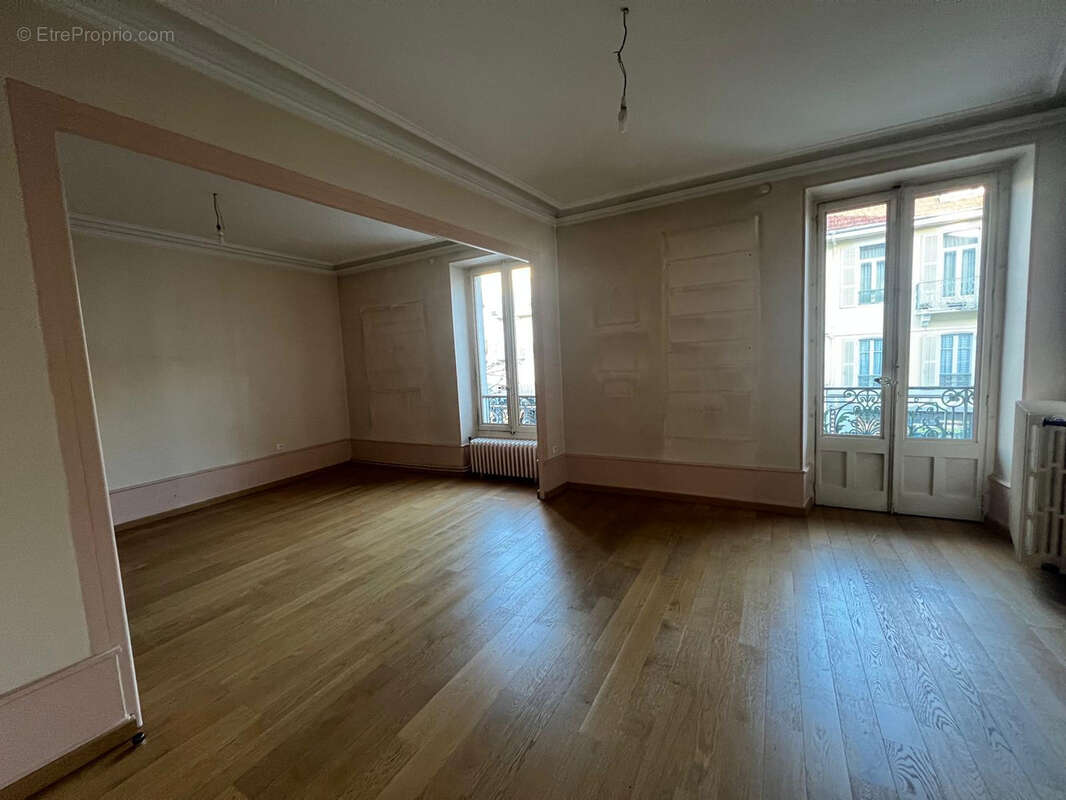 Appartement à AIX-LES-BAINS