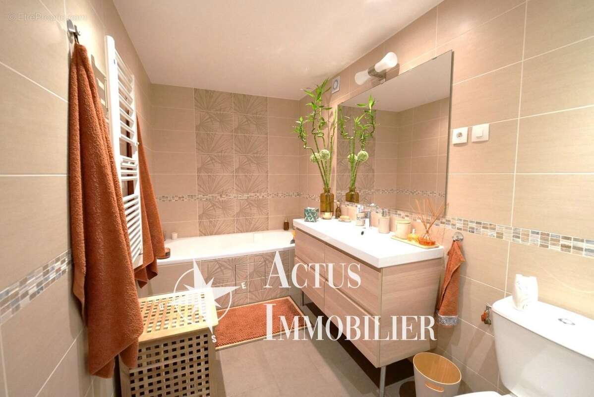 Appartement à SALON-DE-PROVENCE