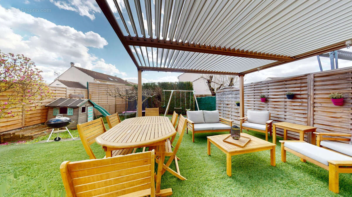 Maison à PONTAULT-COMBAULT