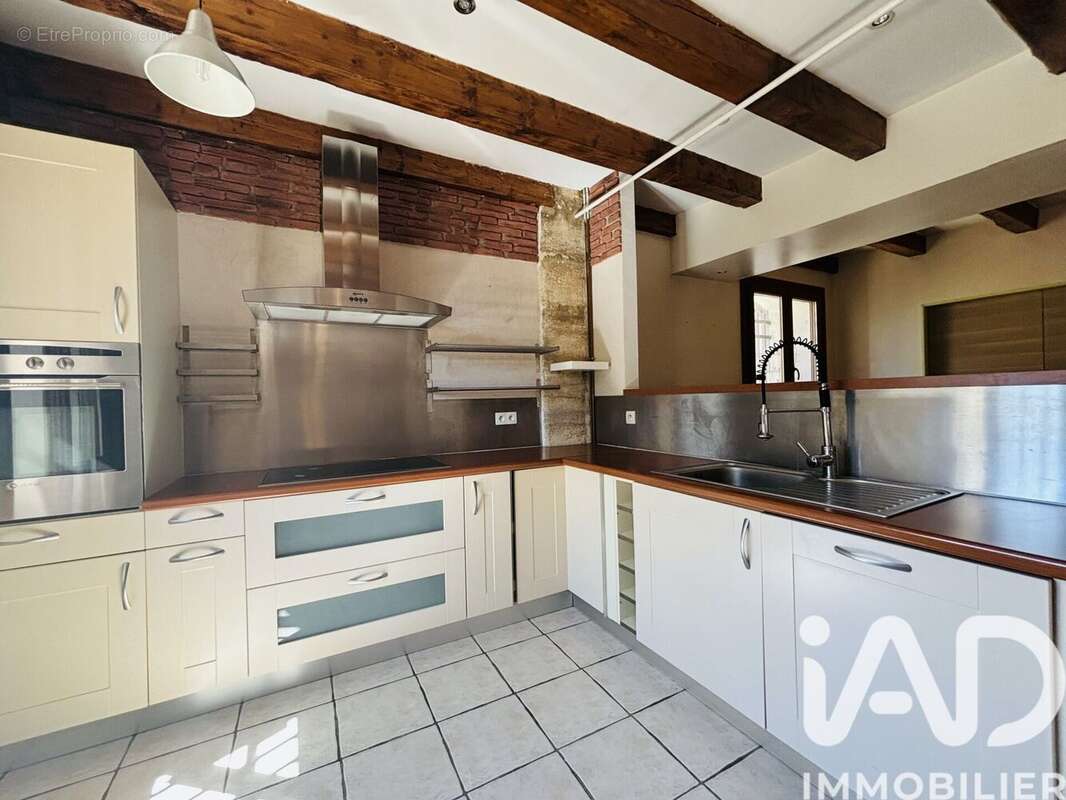 Photo 6 - Commerce à MARSEILLE-13E