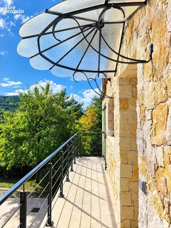 Maison de charme entièrement rénové, dominant la plaine des Baux - photo 6