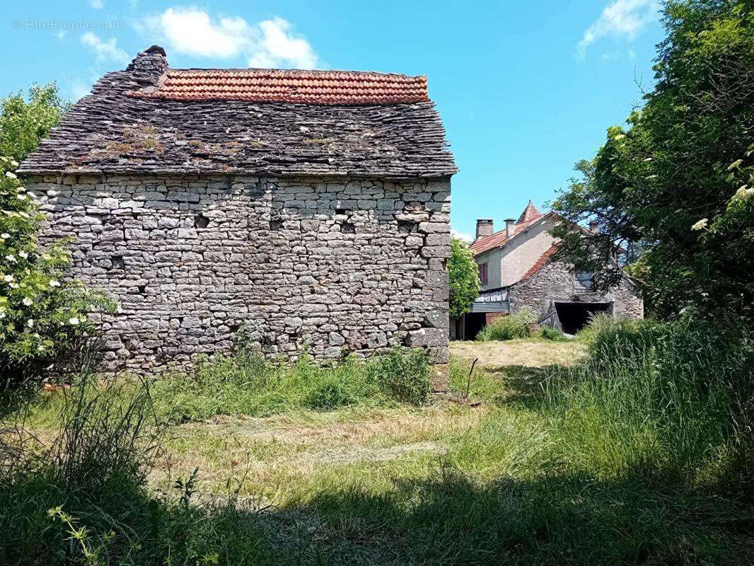 Maison à LIMOGNE-EN-QUERCY
