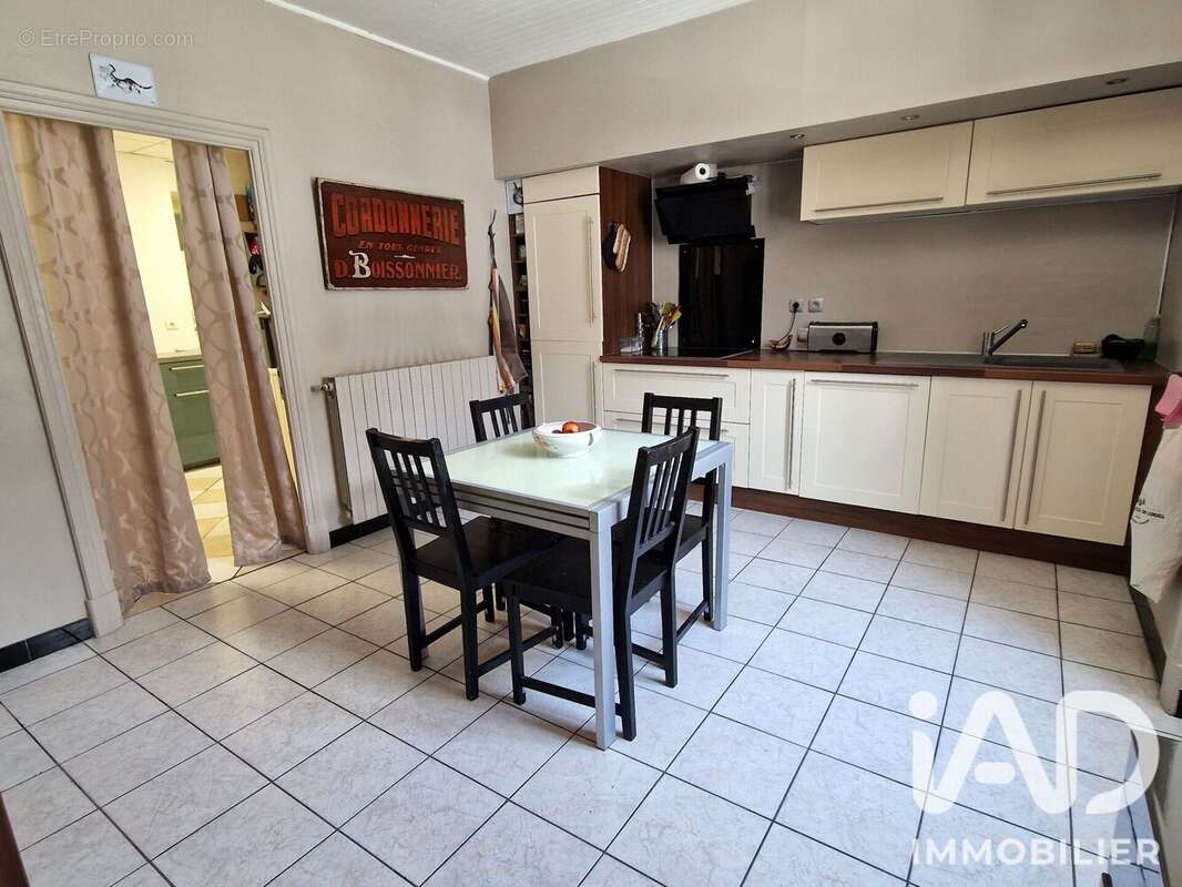 Maison 110 m² à Loriol-Sur-Drome  - photo 3