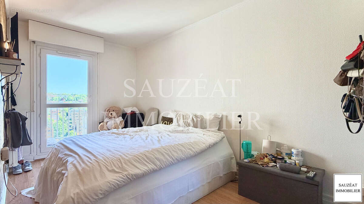 Appartement à CACHAN