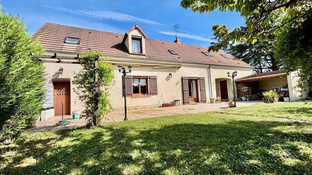 Maison à CHILLEURS-AUX-BOIS