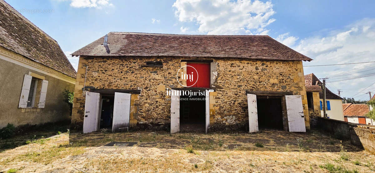 Maison 143 m² à Saint-Medard-D'excideuil  - photo 3