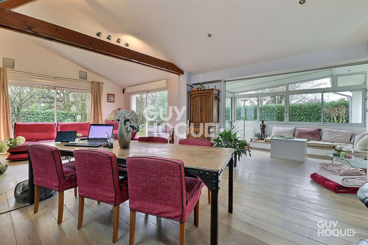 Maison à SAINT-MICHEL-SUR-ORGE