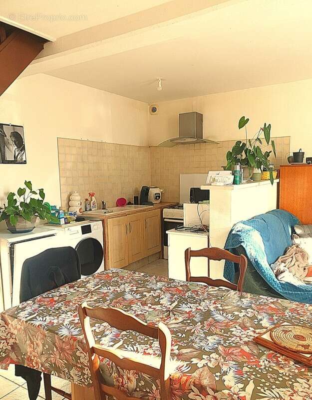 Appartement à BURIE