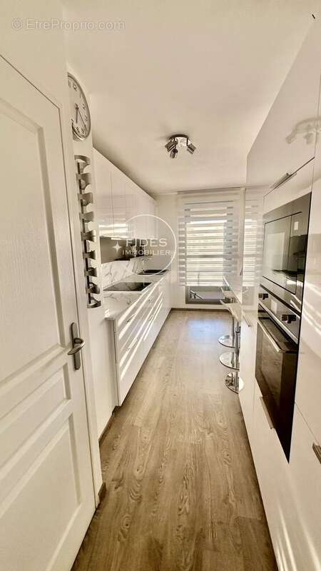 Appartement à MARSEILLE-8E