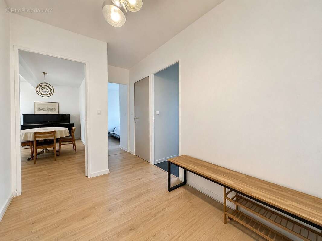 Appartement 92 m² à Clermont-Ferrand  - photo 3