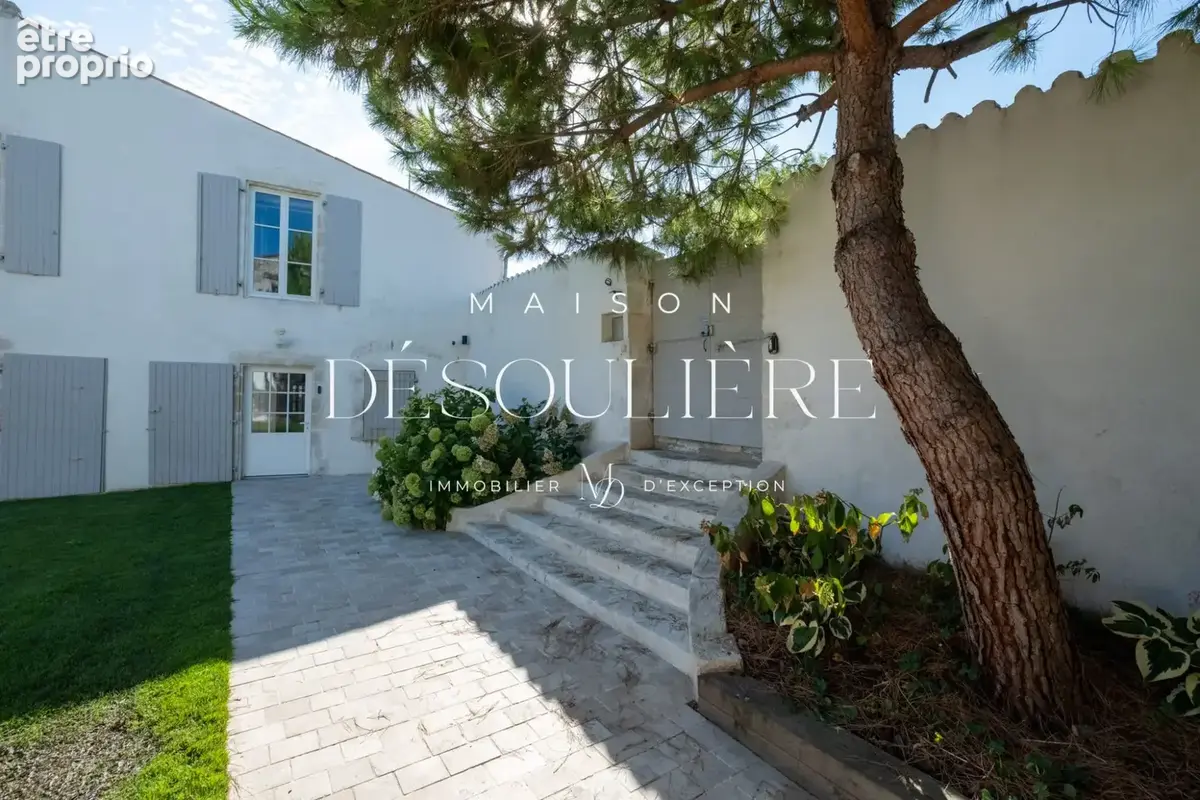 Maison 300 m² à La Rochelle  - photo 6