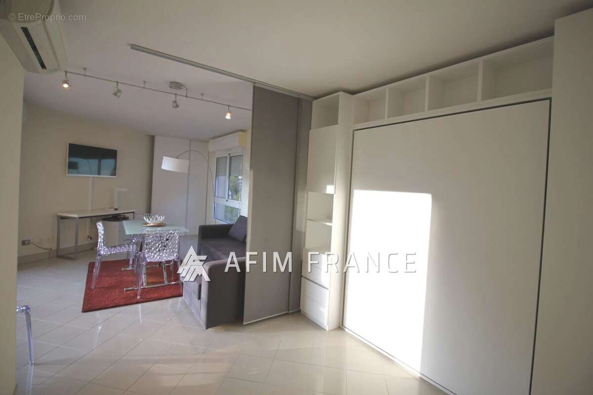 Appartement à BEAUSOLEIL