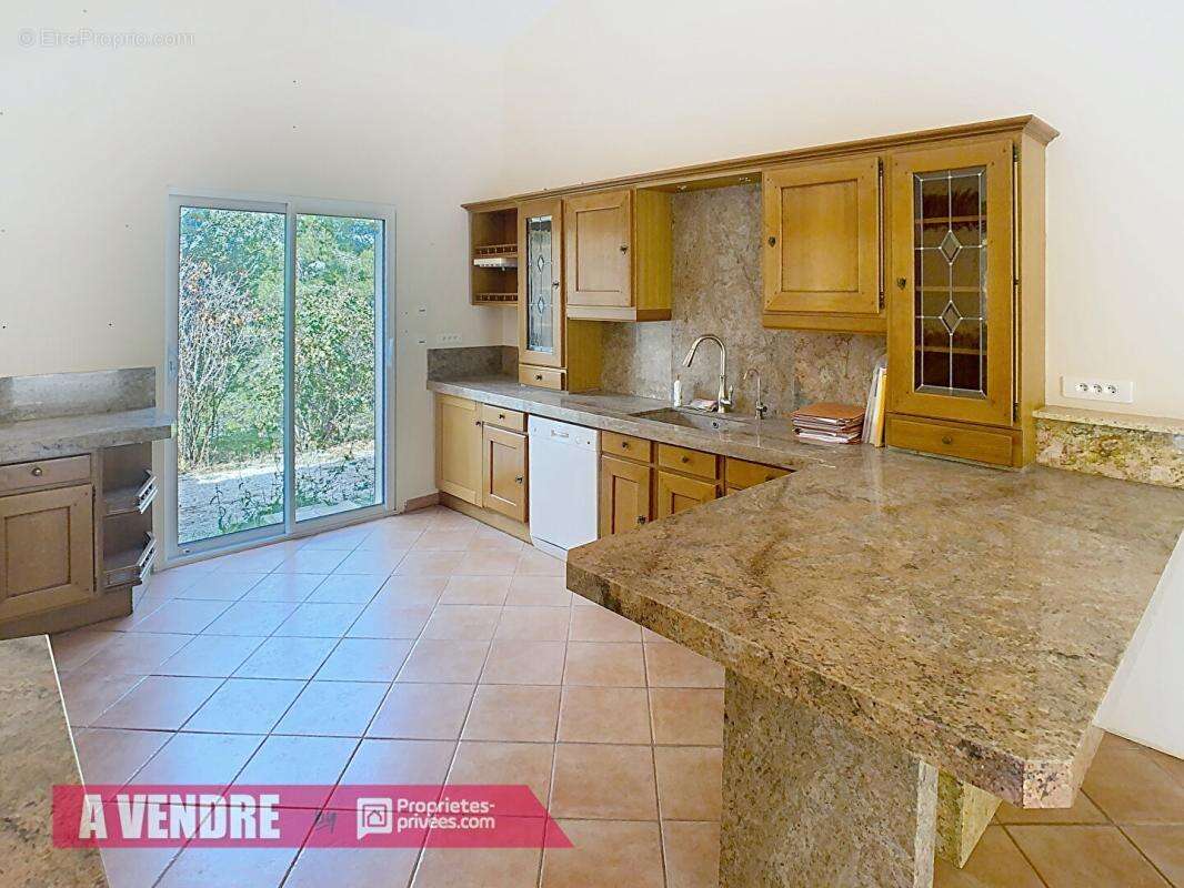 Maison à PLAN-D&#039;AUPS-SAINTE-BAUME