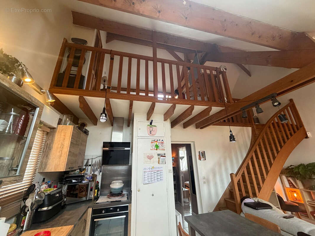 Appartement à BORNEL