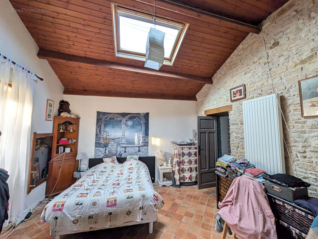 Maison à SAINT-COUTANT