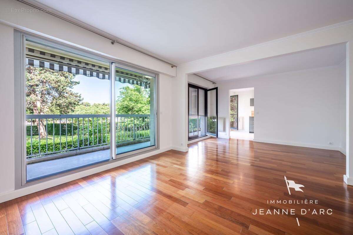 Appartement à VERSAILLES