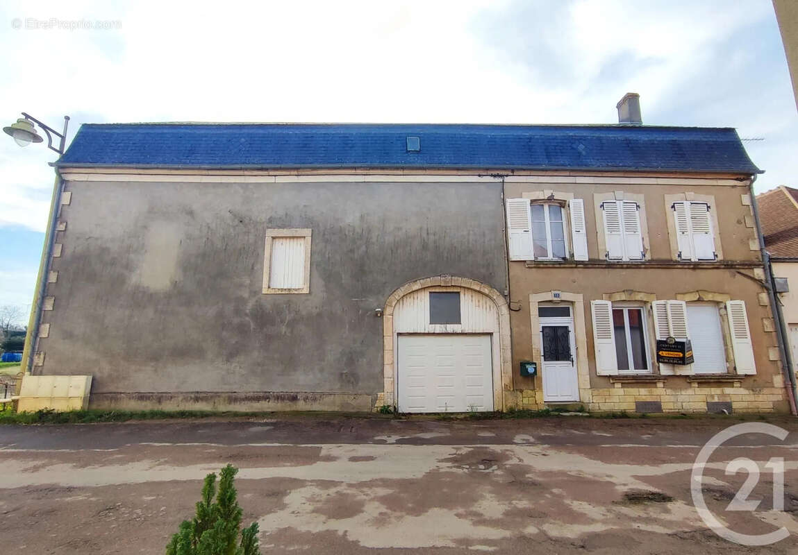 Maison à SAINT-ANDELAIN