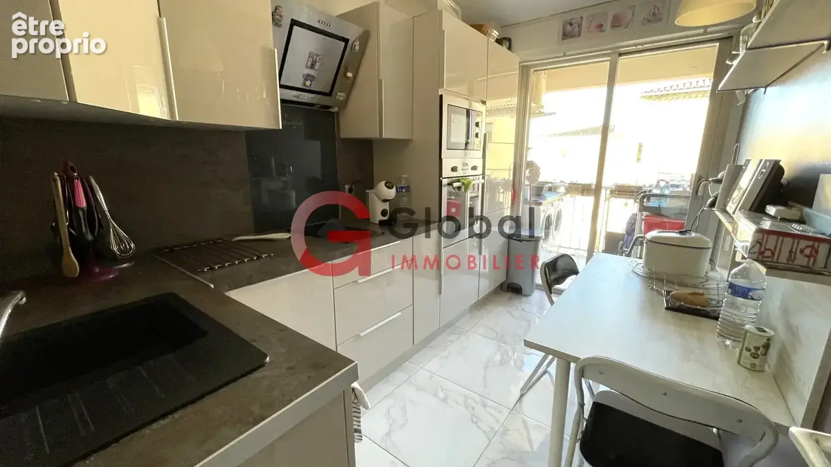 Grand Appartement de type 2 Centre-ville avec parking - photo 6
