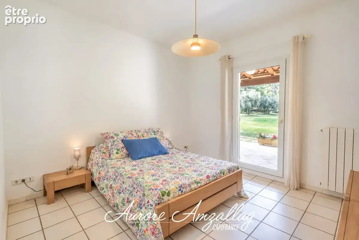 Gémenos – propriété de plain-pied avec piscine sur 4 000 m² de terrain - photo 12