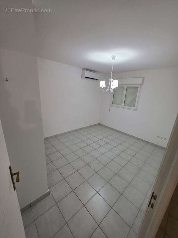 A vendre : Charmant Appartement T2 - 53,37 M2 avec sa terrasse et son jardin privatif - photo 2