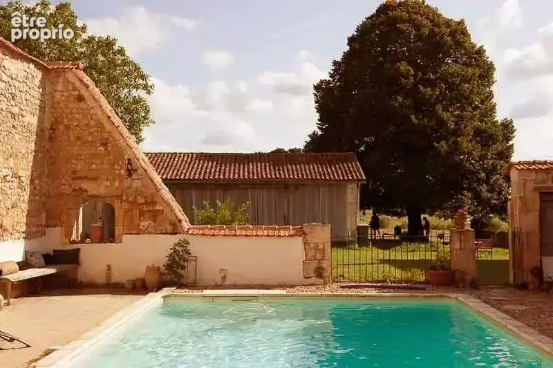 Maison de Maître avec piscine et vues exceptionnelles - photo 25