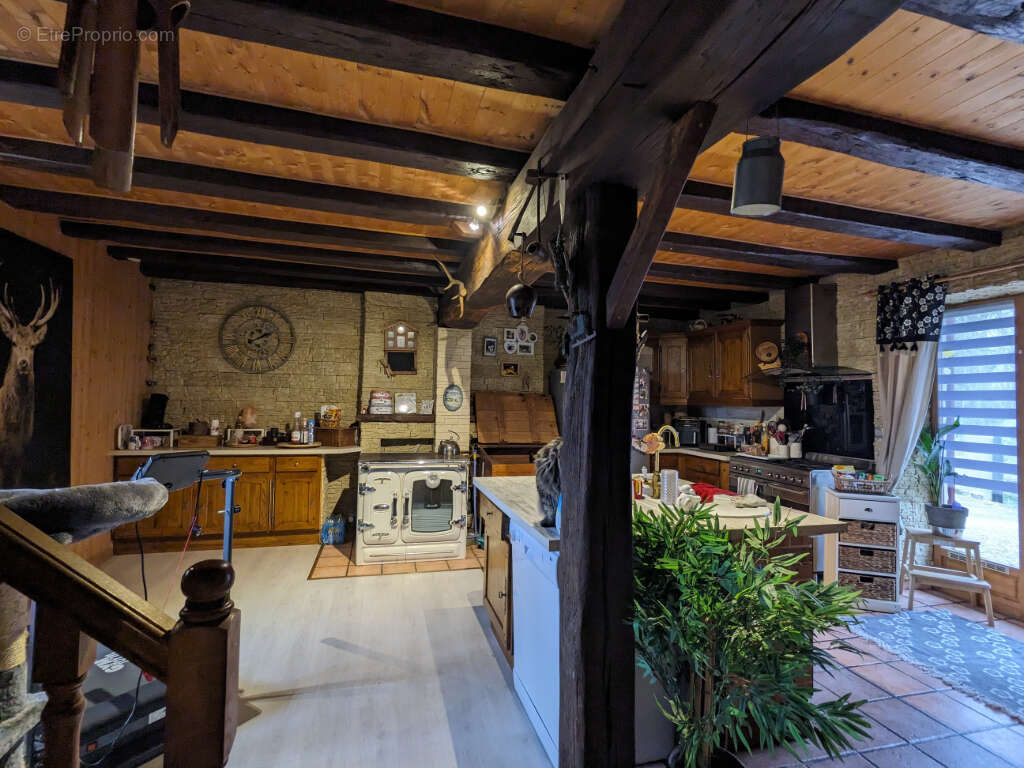 Maison à COULEUVRE