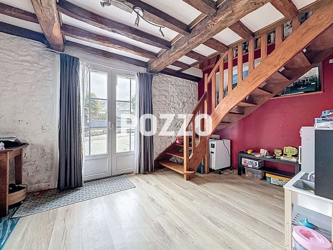 Maison 7 pièces (147 m²) à vendre à BRICQUEVILLE LA BLOUETTE - photo 5