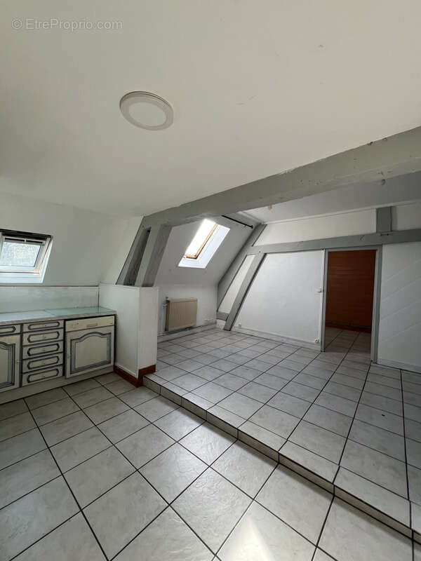 Appartement à VILLENEUVE-SUR-YONNE