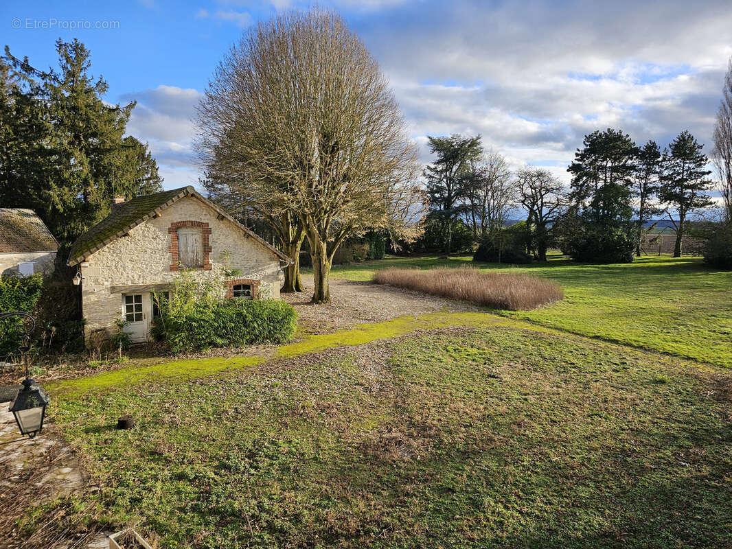 Maison à SAINTINES