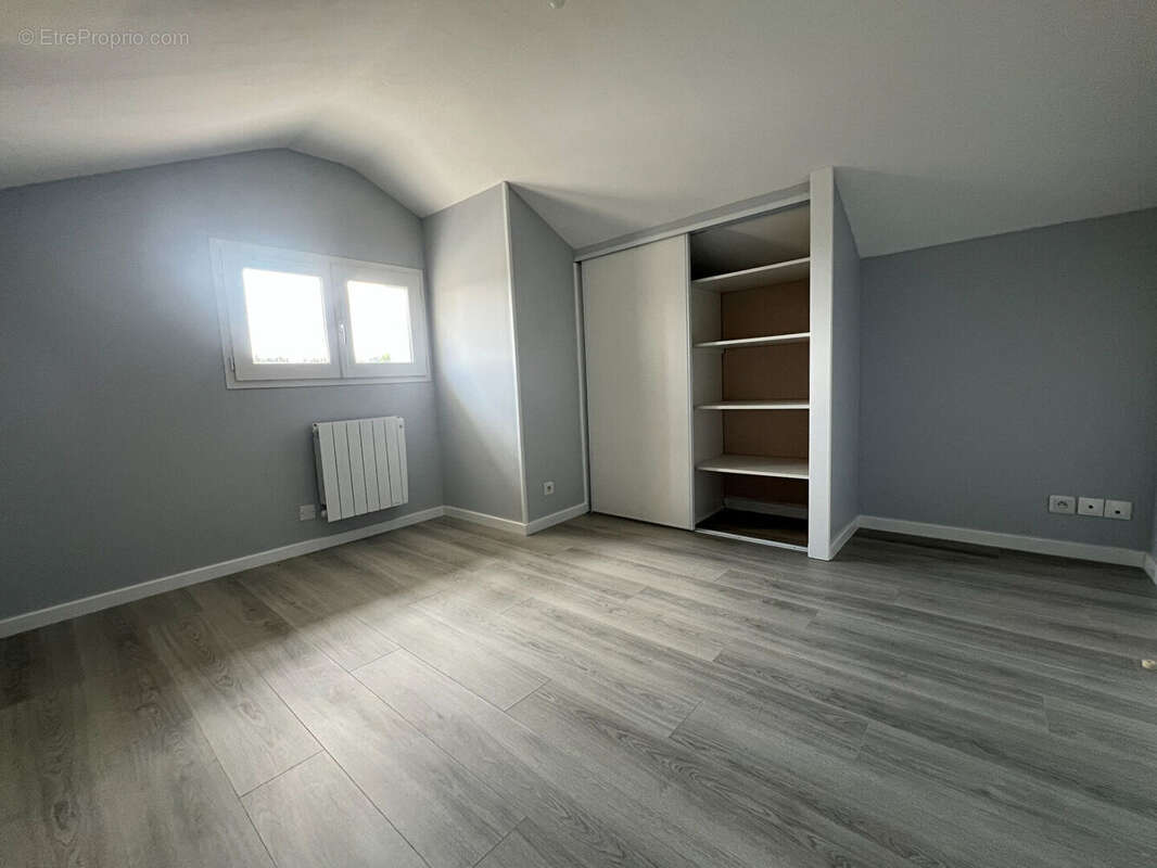 Maison 124 m² à Payre  - photo 8